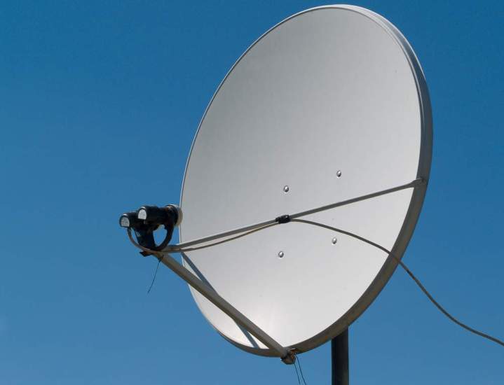 Installation antenne pour internet par satellite Guadeloupe